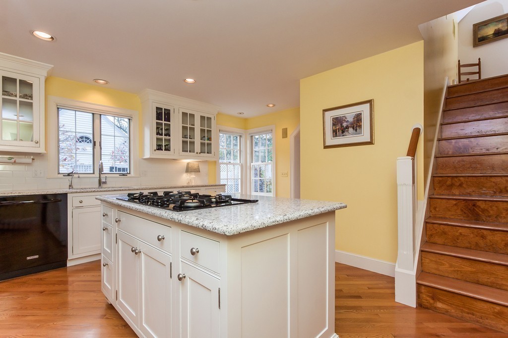 222 Farmington Road Longmeadow, MA 01106 - Photo 11 of 30 Gallery Image 11