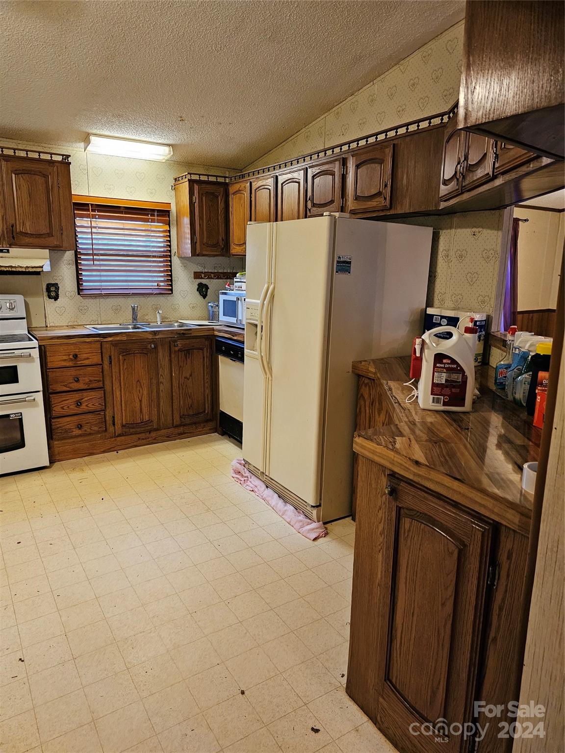 135 Jennings Road Dallas, NC 28034 - Photo 13 of 23 Gallery Image 13