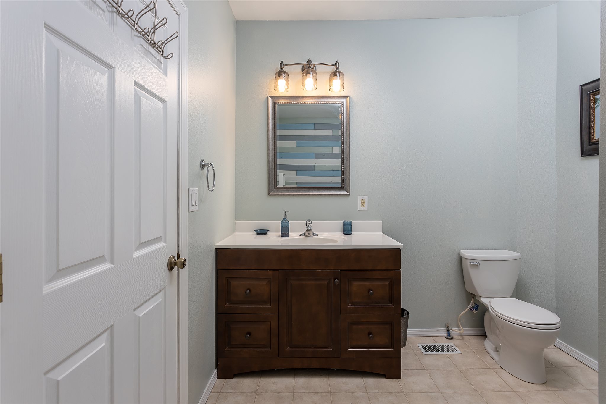 228 North Bannen Road Spokane Valley, WA 99216 - Photo 12 of 30