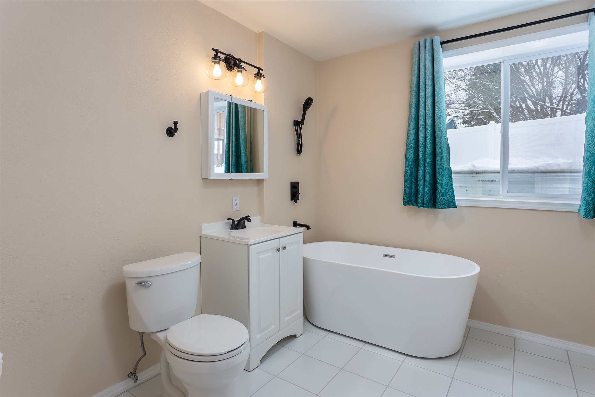 228 North Bannen Road Spokane Valley, WA 99216 - Photo 22 of 30