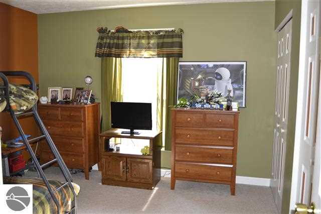7155 Hall Creek Road Interlochen, MI 49643 - Photo 30 of 34 1778097-29.JPG