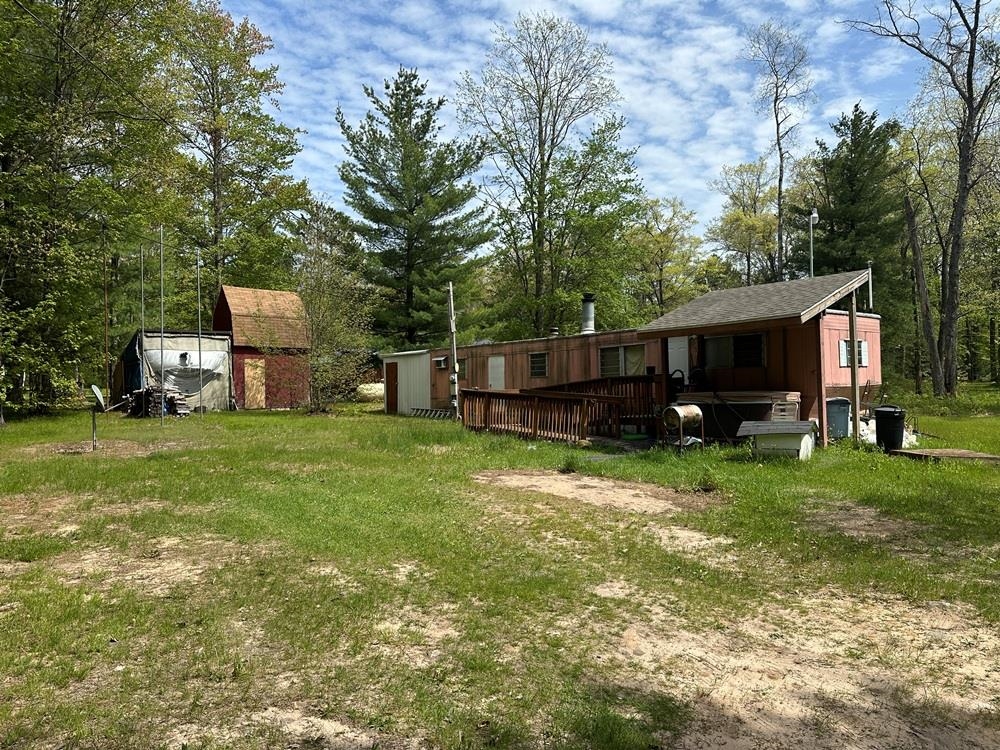 1197 Pineview Road Harrison, MI 48625 - Photo 2 of 8