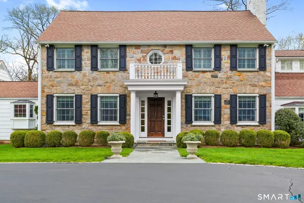 $5,795,000 | 25 Lakewood Circle North, Greenwich, CT 06830