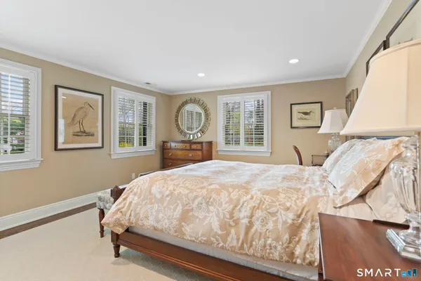 $5,795,000 | 25 Lakewood Circle North, Greenwich, CT 06830