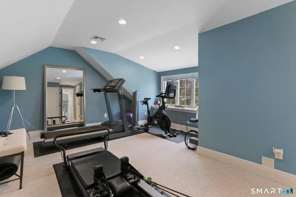 $5,795,000 | 25 Lakewood Circle North, Greenwich, CT 06830