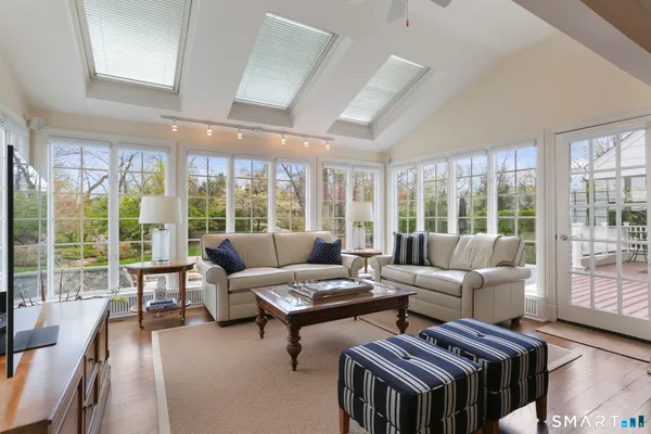 $5,795,000 | 25 Lakewood Circle North, Greenwich, CT 06830