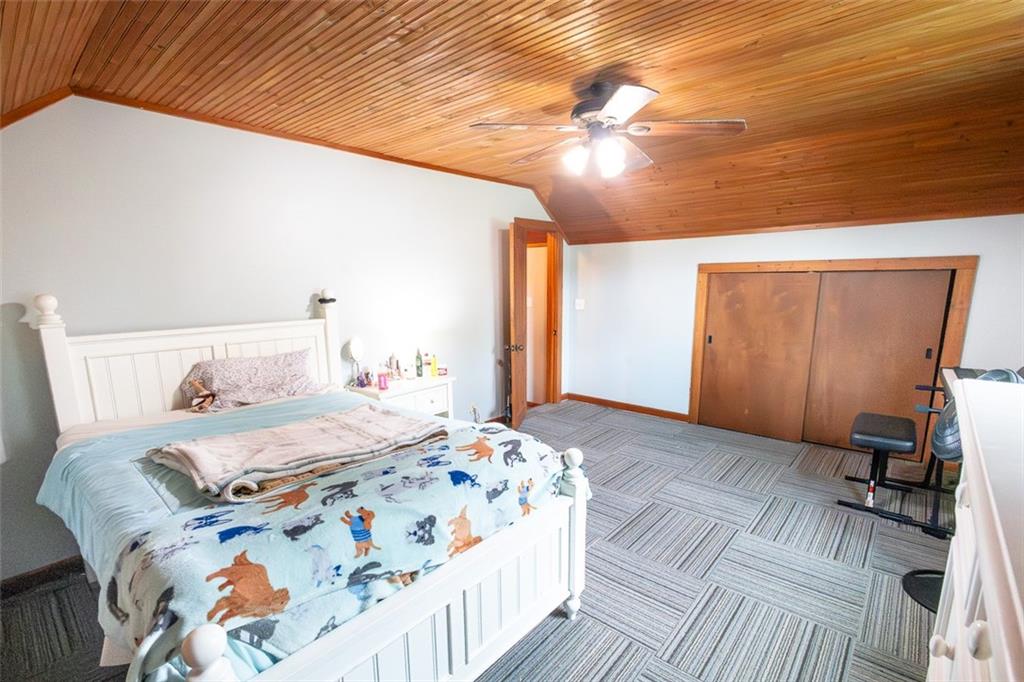 28784 East 1300th Road Garnett, KS 66032 - Photo 20 of 39