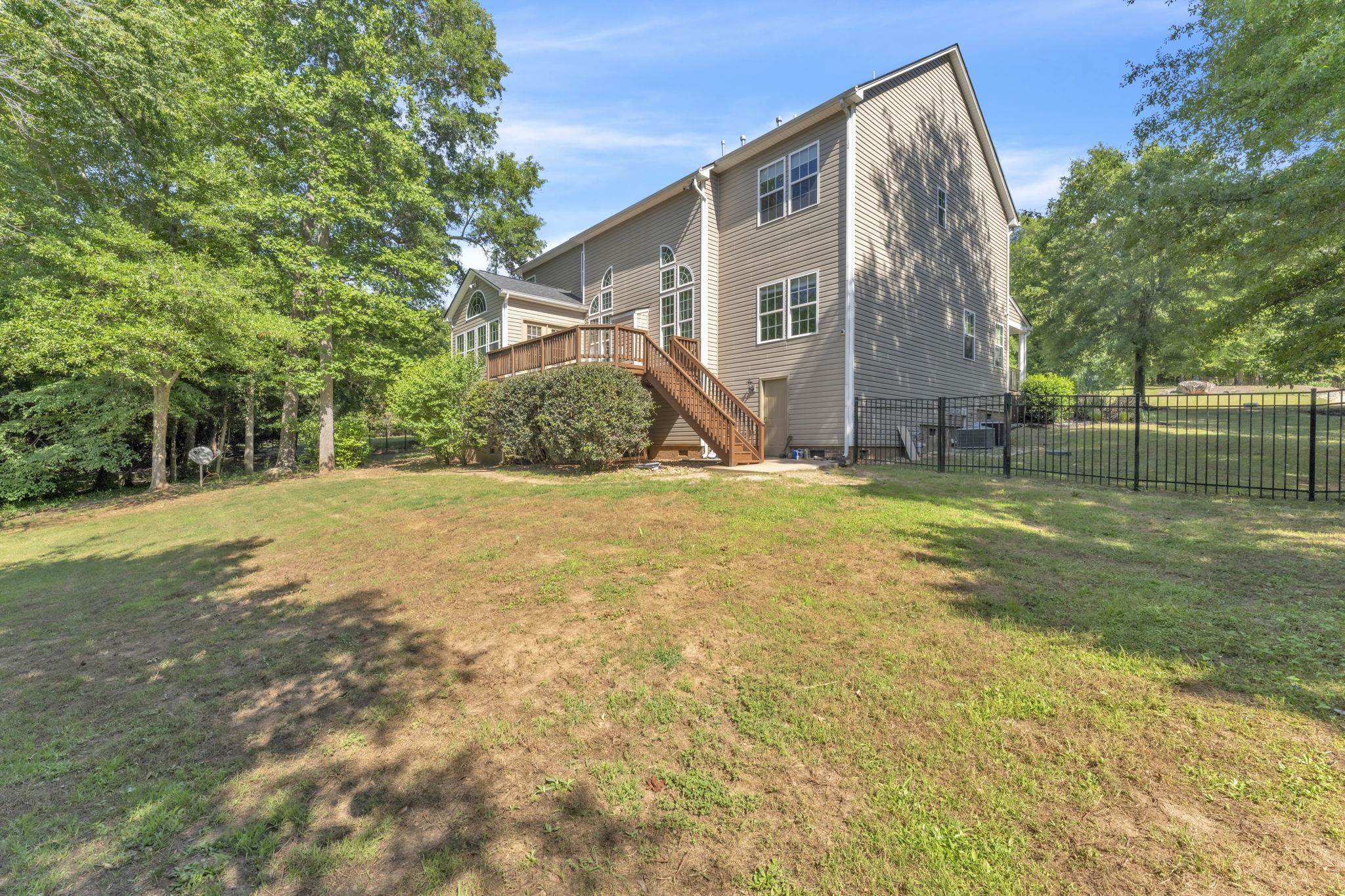 10 Modesto Lane Simpsonville, SC 29681 - Photo 37 of 49