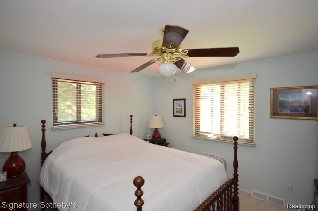 8777 Foster Road Clarkston, MI 48346 - Photo 13 of 21 17.jpg