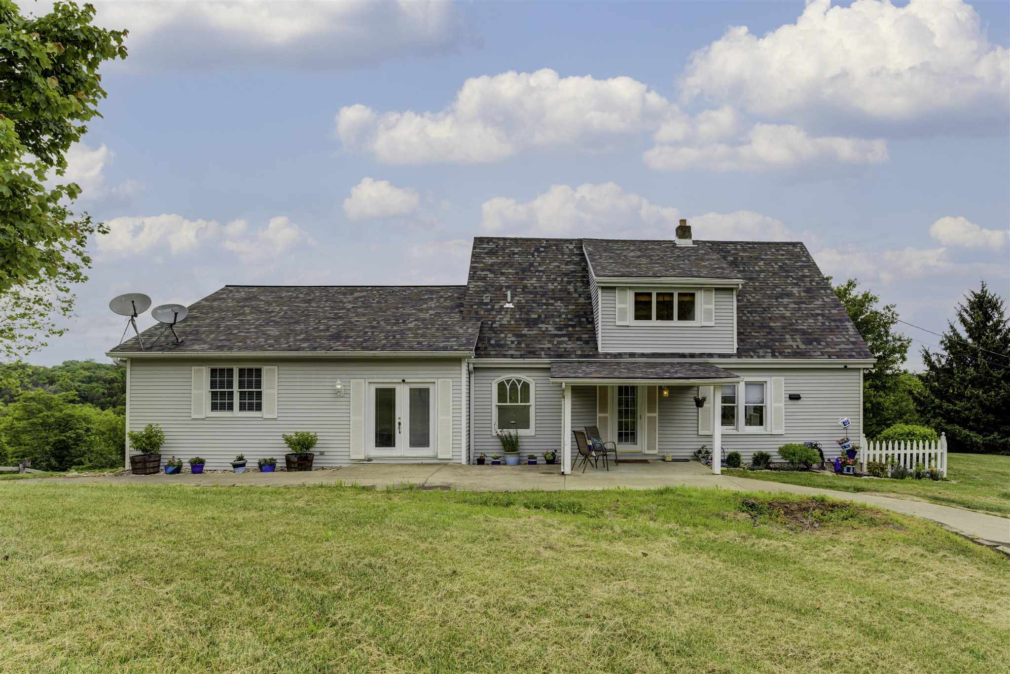 8026 Stonehouse Road California, KY 41007 - Photo 1 of 36