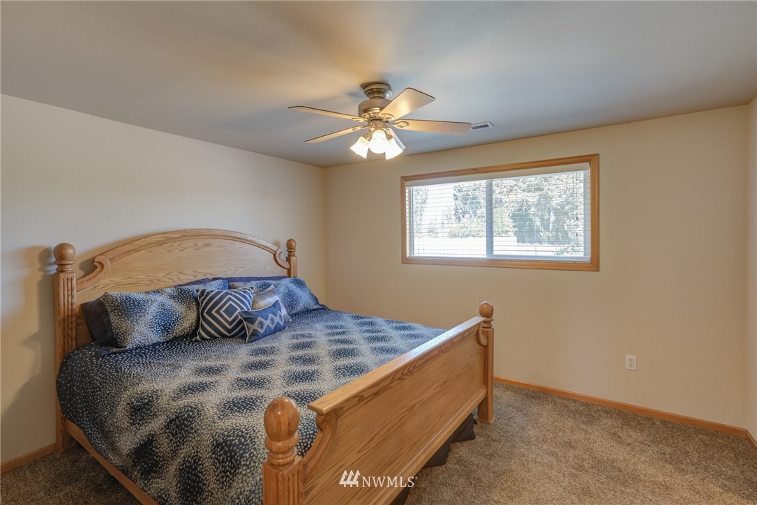 4420 Reese Hill Road Sumas, WA 98295 - Photo 12 of 25