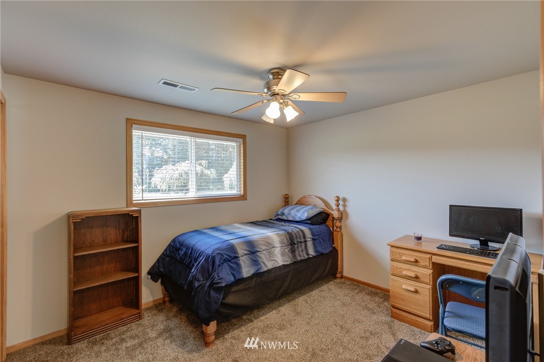4420 Reese Hill Road Sumas, WA 98295 - Photo 17 of 25