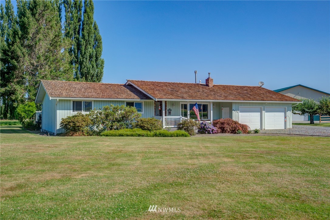 4420 Reese Hill Road Sumas, WA 98295 - Photo 4 of 25