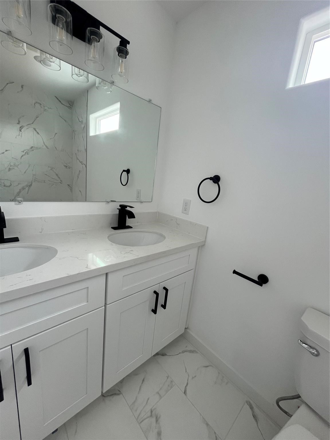 8605 Wileyvale Road, Unit B Houston, TX 77016 - Photo 19 of 22