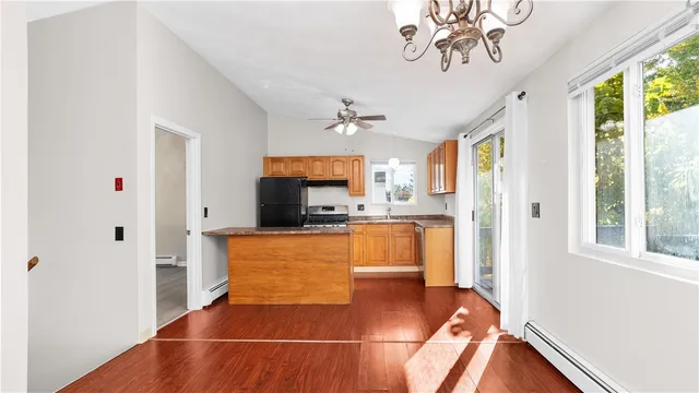 $3,050 | 15 Abbott Avenue, Warwick, RI 02886