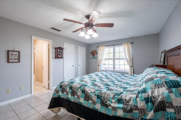 $349,000 | 287 Hollybrook Drive, Kilgore, TX 75662