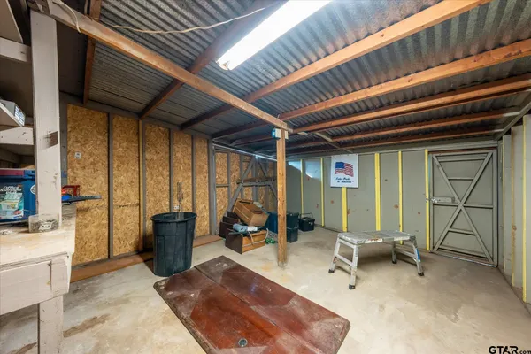 $349,000 | 287 Hollybrook Drive, Kilgore, TX 75662
