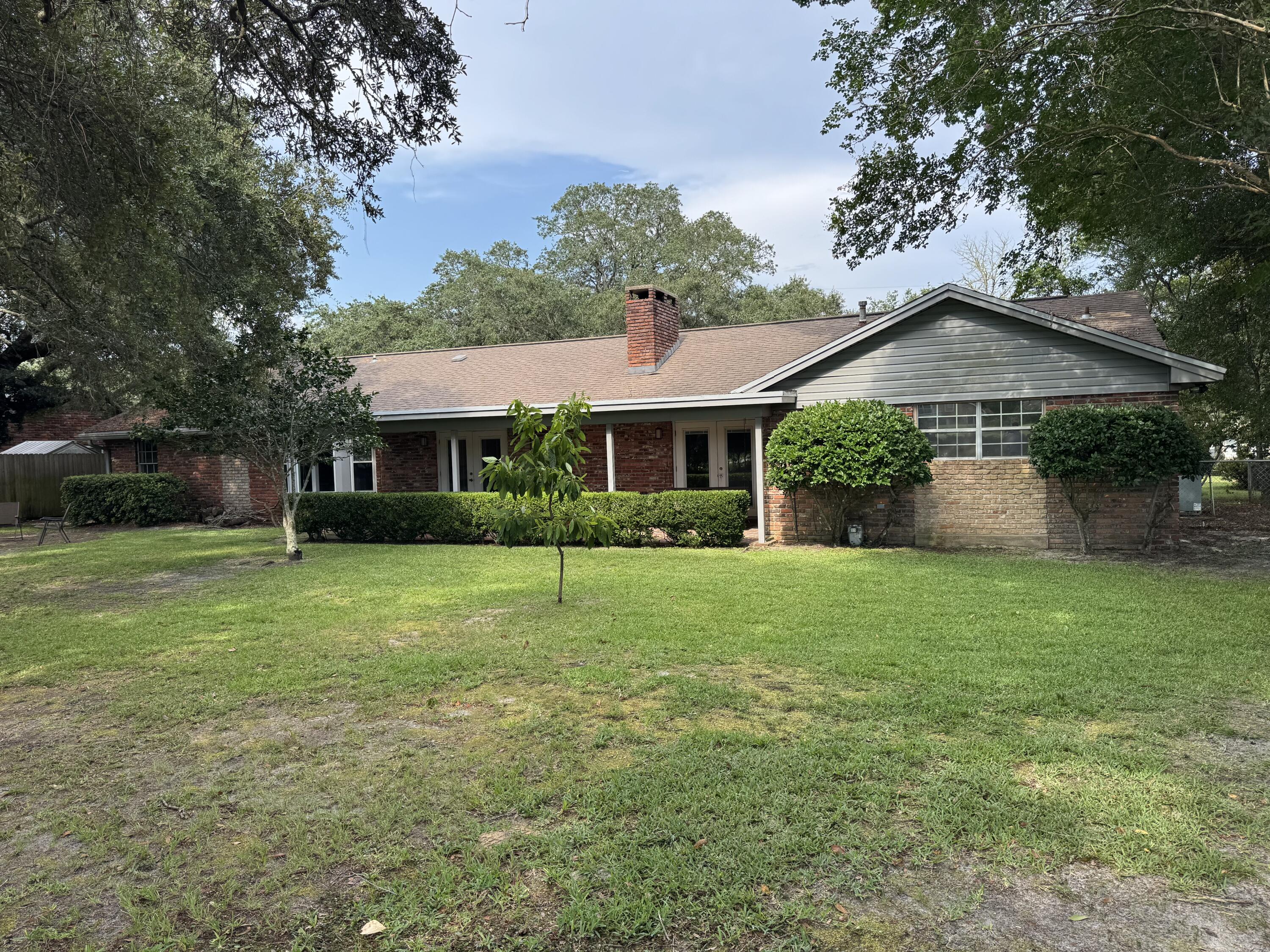 22 Country Club Road Shalimar, FL 32579 - Photo 21 of 21 IMG_3984