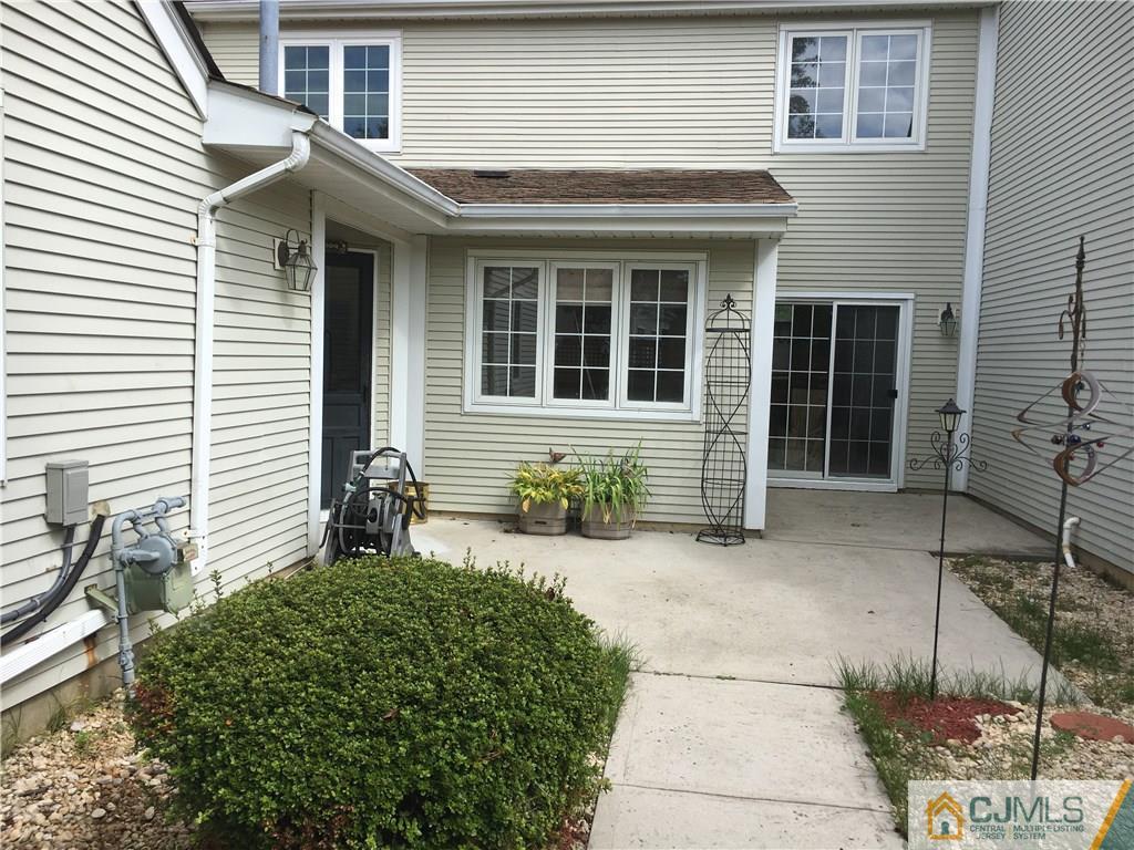 110 B Winthrop Road Monroe Township, NJ 08831 - Photo 2 of 25 Gallery Image 2