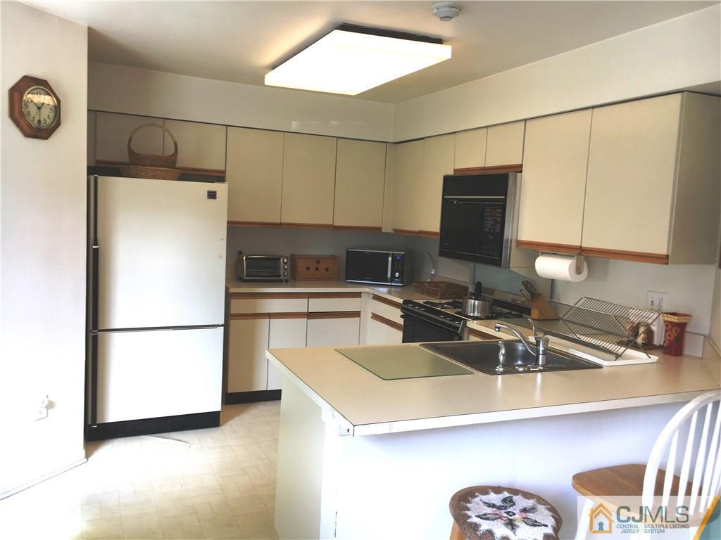 110 B Winthrop Road Monroe Township, NJ 08831 - Photo 13 of 25 Gallery Image 13