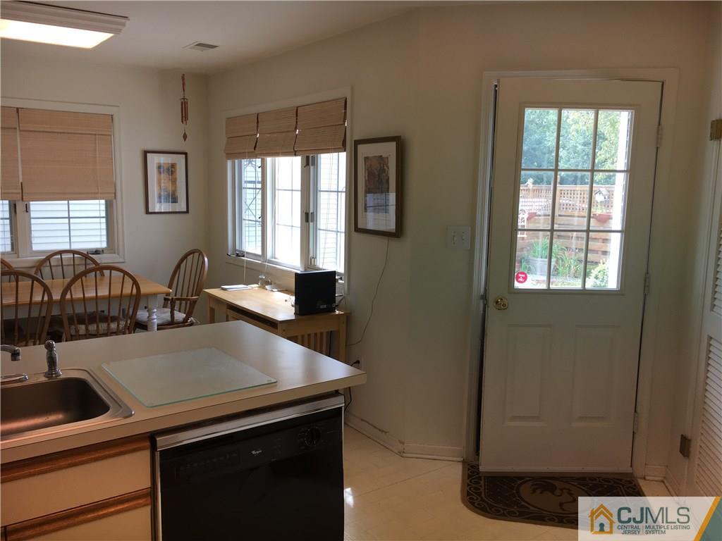 110 B Winthrop Road Monroe Township, NJ 08831 - Photo 14 of 25 Gallery Image 14