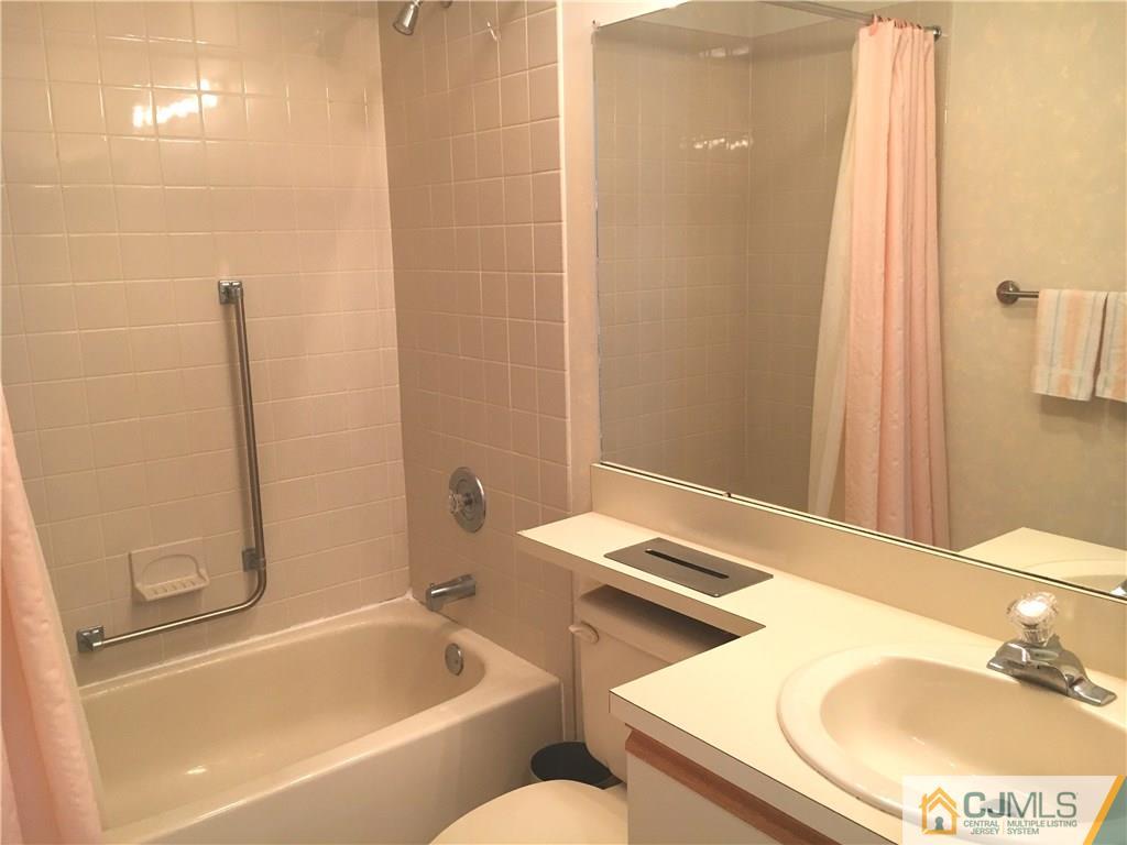 110 B Winthrop Road Monroe Township, NJ 08831 - Photo 23 of 25 Gallery Image 23