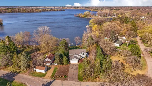 $495,000 | 9900 West Lake Court, Rice, MN 56367