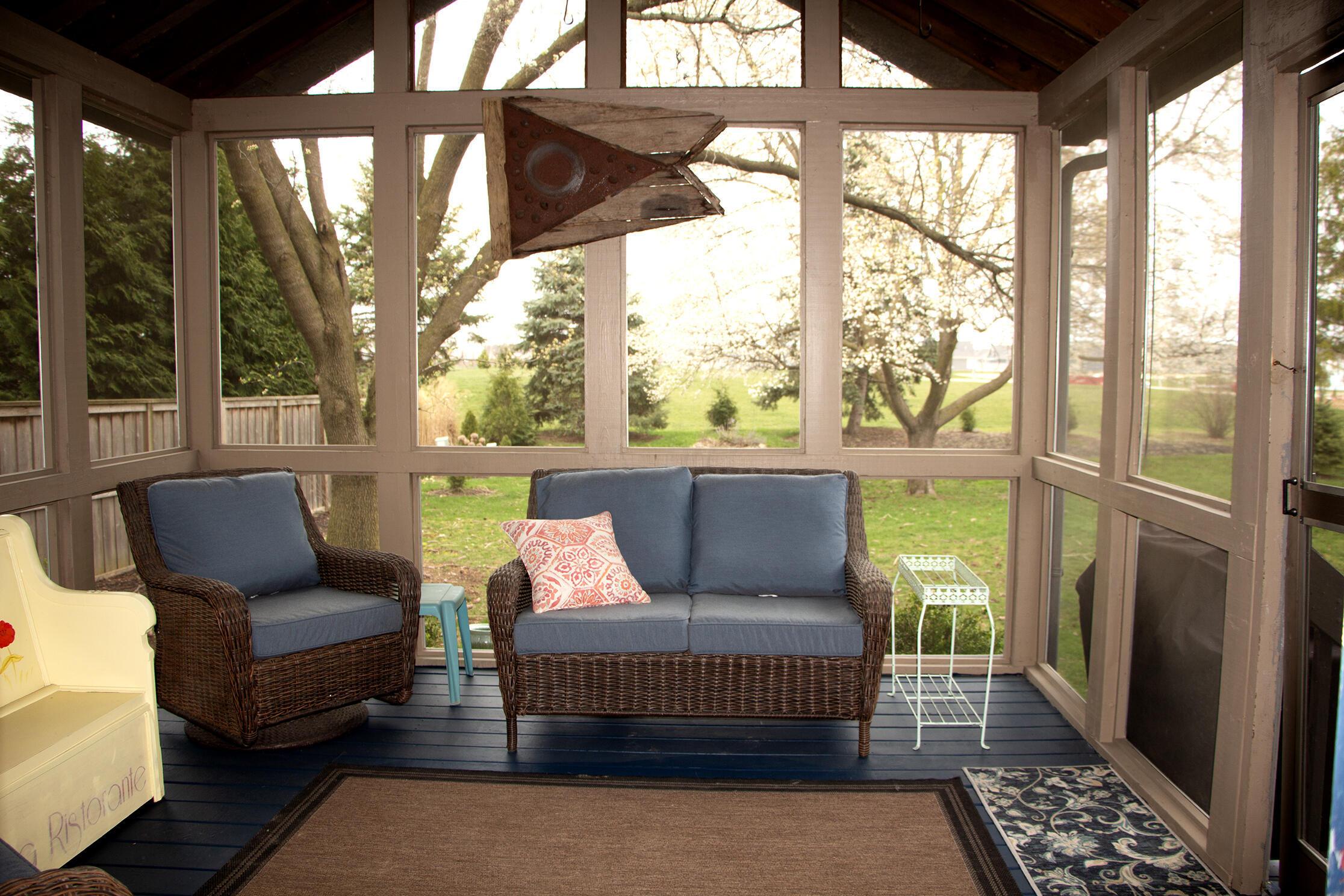 5712 Davidson Road Hilliard, OH 43026 - Photo 18 of 23 porch