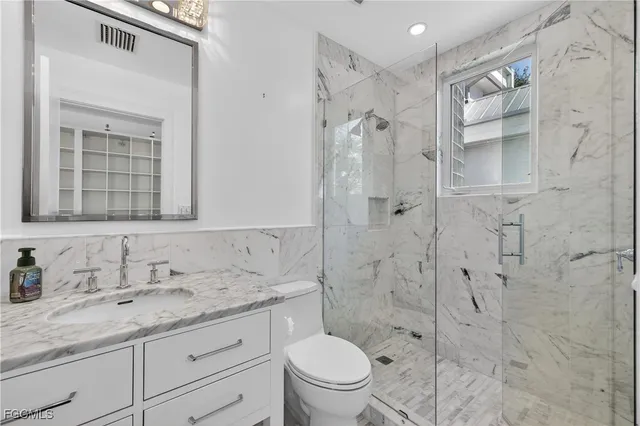 $4,750,000 | 3402 West Riverside Drive, Fort Myers, FL 33901