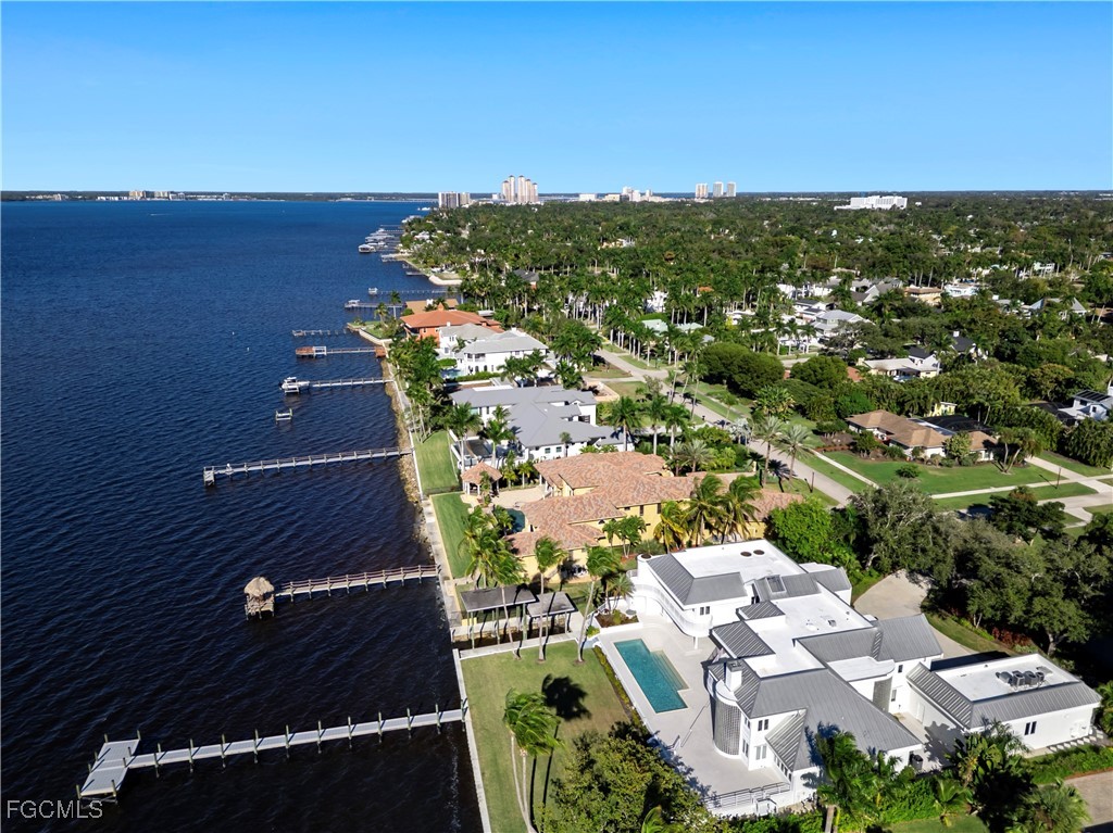 3402 West Riverside Drive Fort Myers, FL 33901 - Photo 49 of 50 an aerial view of multiple house