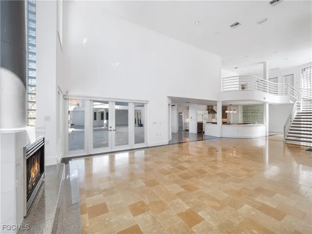 $4,750,000 | 3402 West Riverside Drive, Fort Myers, FL 33901