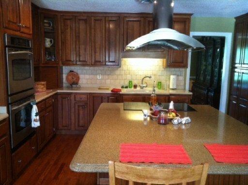 140 rose kitchen