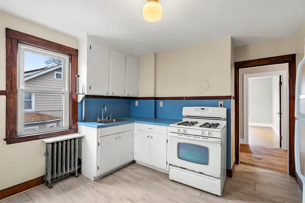 $875,000 | 76 Myrtle Street, Lynn, MA 01905
