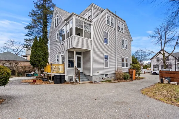 $875,000 | 76 Myrtle Street, Lynn, MA 01905