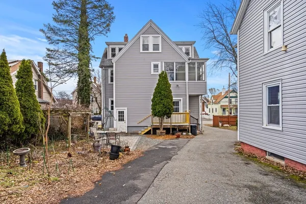 $875,000 | 76 Myrtle Street, Lynn, MA 01905