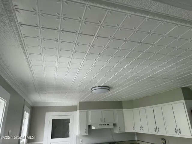 $2,250 | 42 Mechanic Street, Hoosick Falls, NY 12090