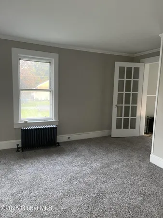 $1,975 | 42 Mechanic Street, Hoosick Falls, NY 12090