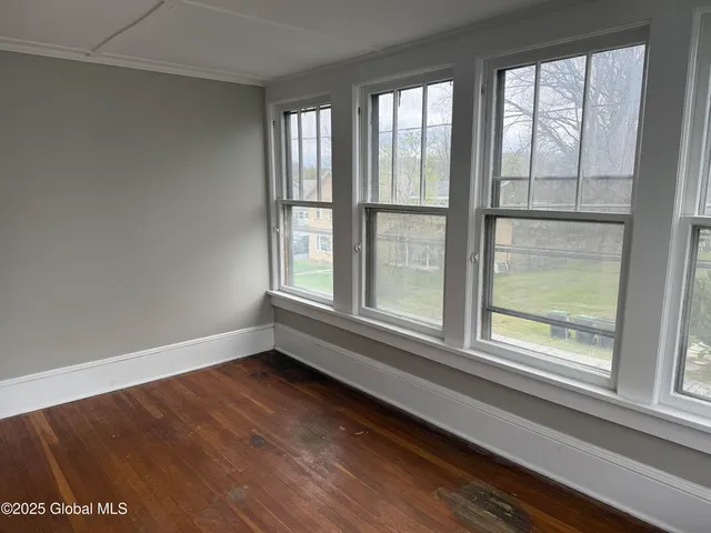 $2,250 | 42 Mechanic Street, Hoosick Falls, NY 12090