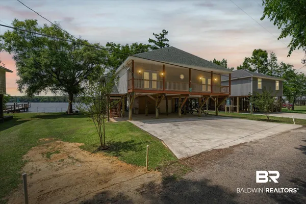 $675,000 | 41923 Bayou Road, Bay Minette, AL 36507