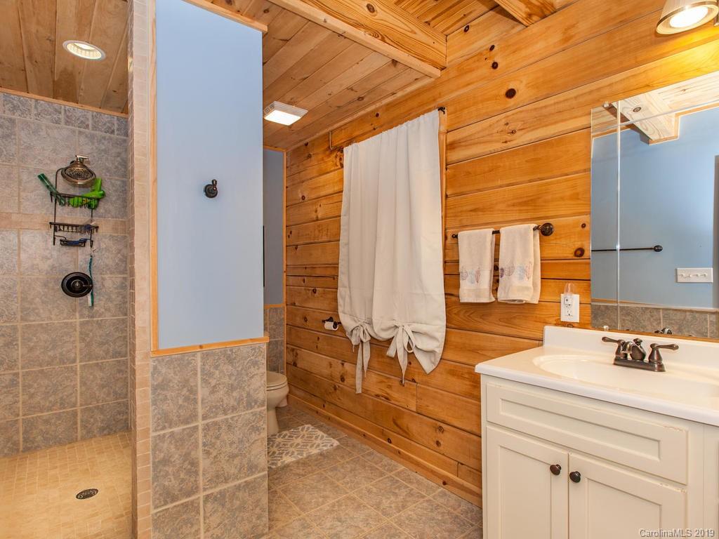 1002 Clarks Branch Road Leicester, NC 28748 - Photo 12 of 33 Gallery Image 12