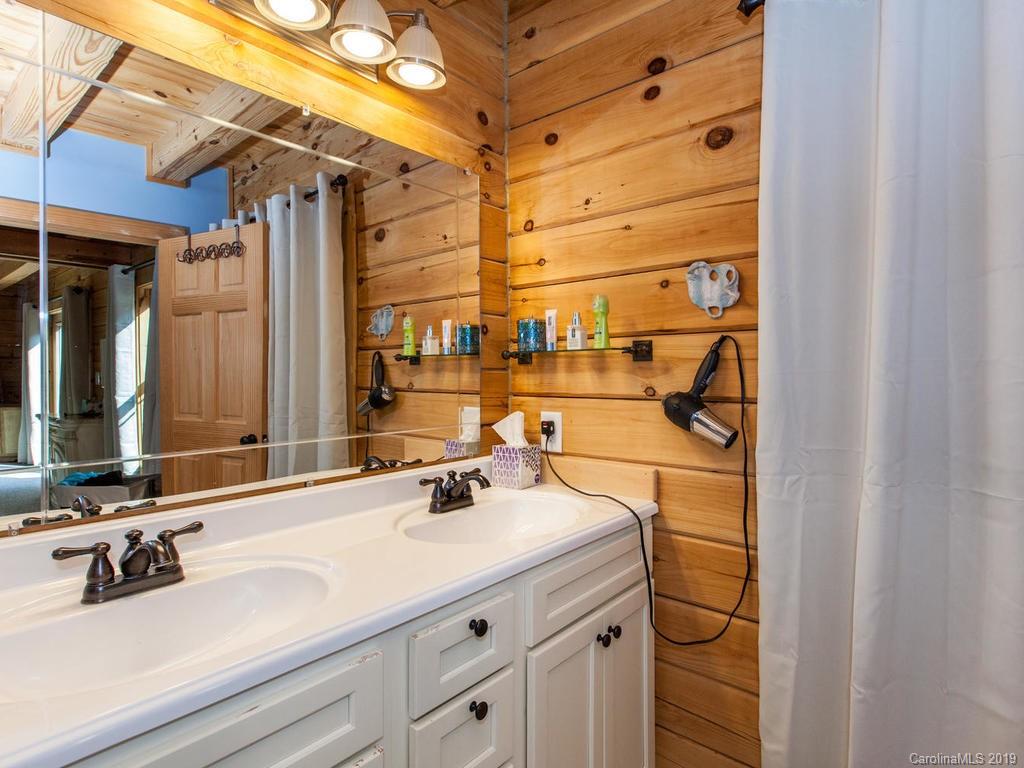 1002 Clarks Branch Road Leicester, NC 28748 - Photo 13 of 33 Gallery Image 13