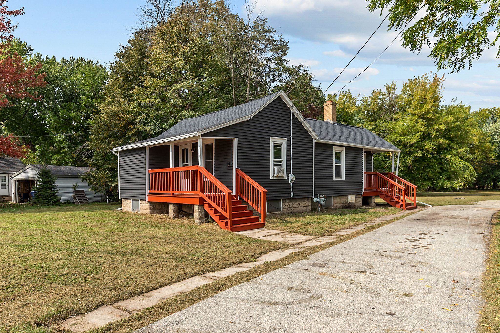 216 West Foster Street Appleton, WI 54915 - Photo 1 of 1 Gallery Image 1