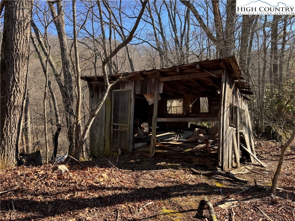 Squirrel Creek Road Newland, NC 28657 - Photo 23 of 28