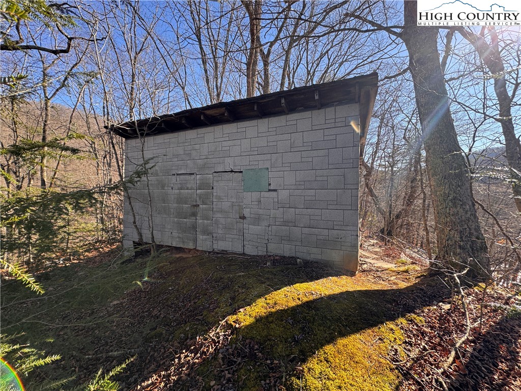 Squirrel Creek Road Newland, NC 28657 - Photo 26 of 28