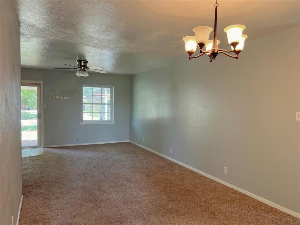 1407 Ruidosa Drive Wichita Falls, TX 76306 - Photo 3 of 13 Gallery Image 3
