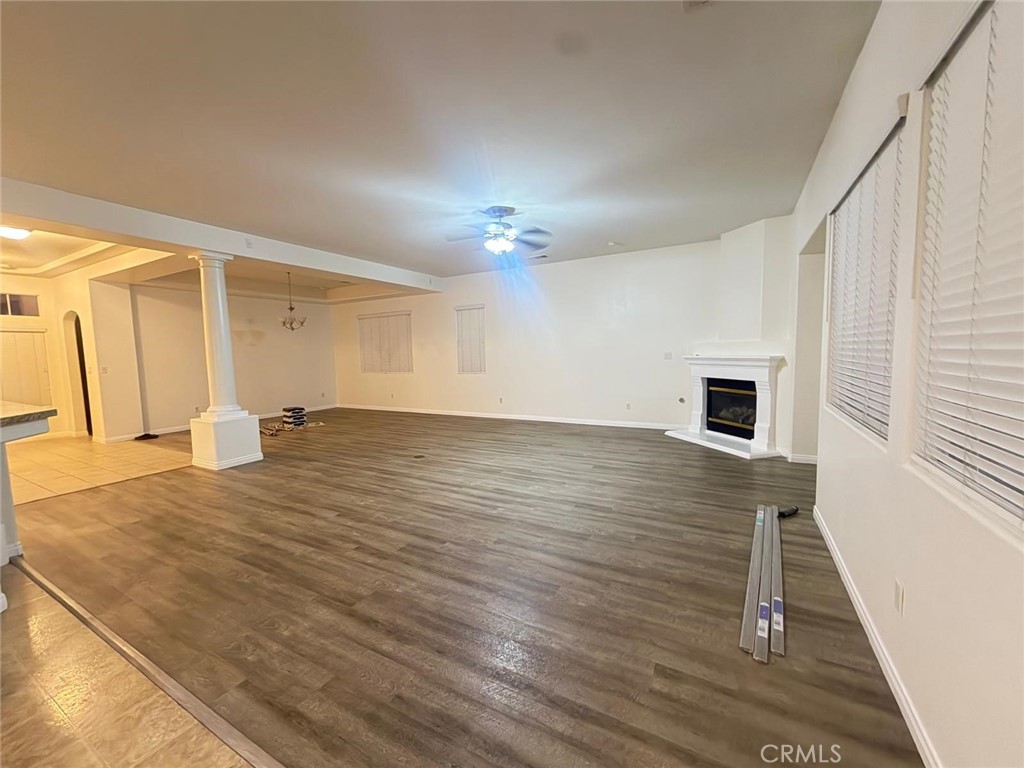 207 Riesling Vines Street Bakersfield, CA 93314 - Photo 7 of 19