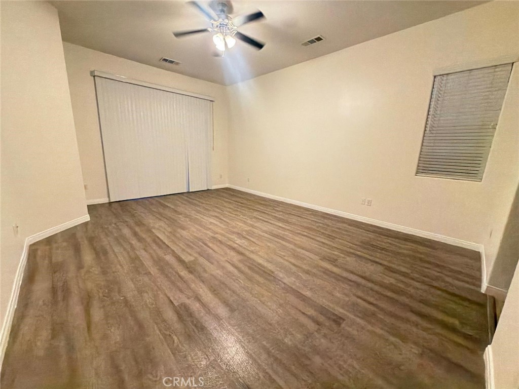 207 Riesling Vines Street Bakersfield, CA 93314 - Photo 8 of 19