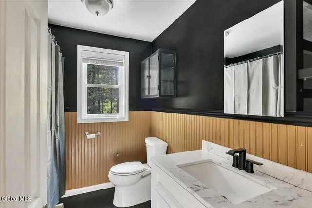 $399,999 | 326 Louden Road, Wilton, NY 12866