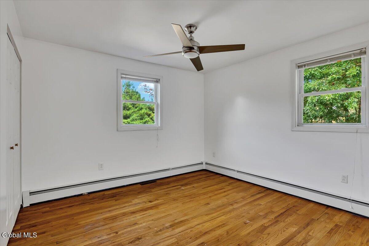 326 Louden Road Saratoga Springs, NY 12866 - Photo 14 of 30 18-P1581719