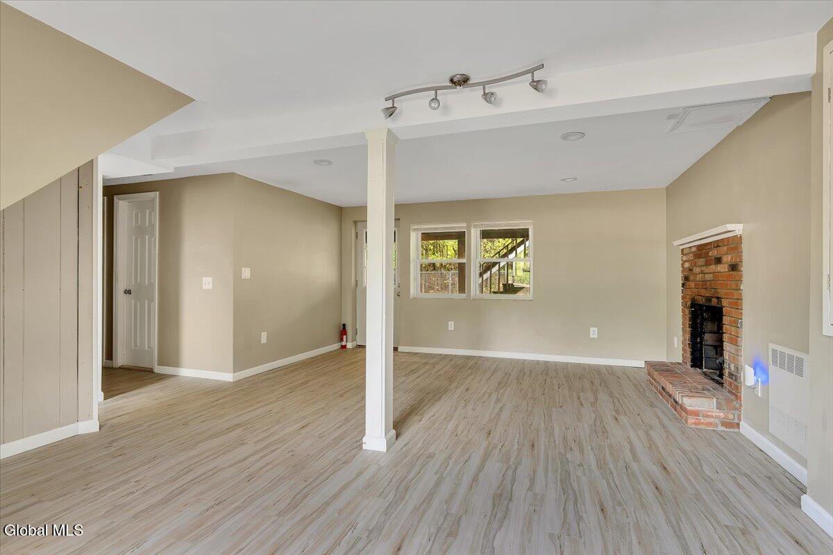 326 Louden Road Saratoga Springs, NY 12866 - Photo 21 of 30 26-P1581766